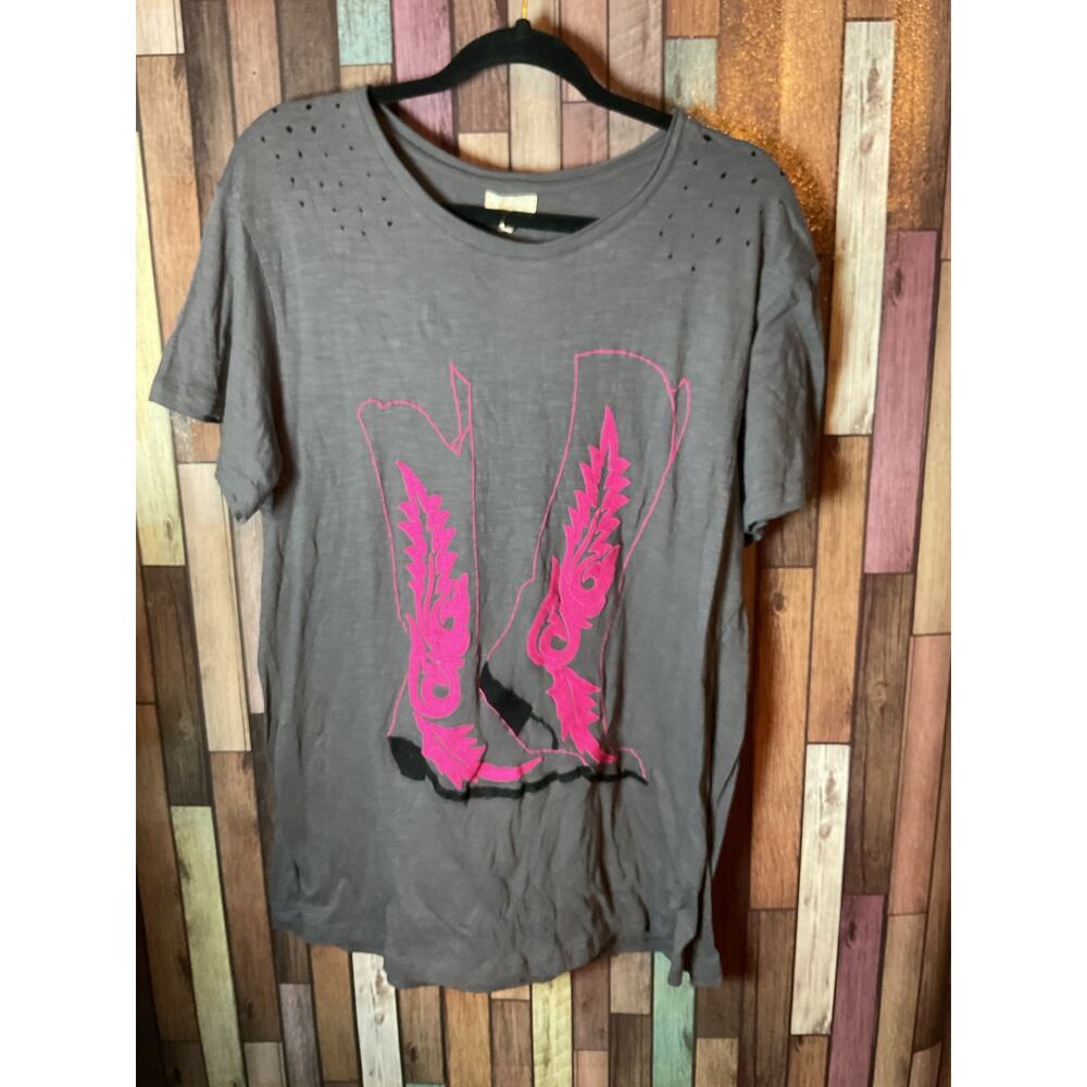 Gray Distressed T-Shirt Pink Blk Embroidered Cowboy Boots Layerz Clothing L NWT
